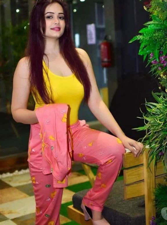 Models escort Raipur